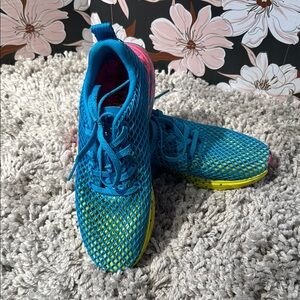 NOBULL mesh runners